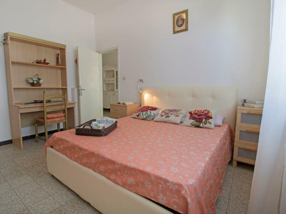 Apartment Sandra By Interhome Le Focette Zewnętrze zdjęcie