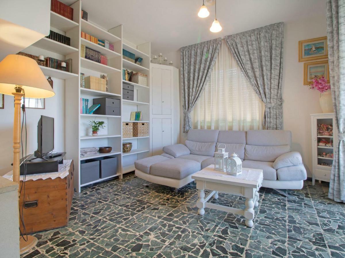 Apartment Sandra By Interhome Le Focette Zewnętrze zdjęcie