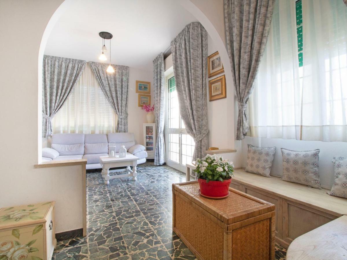 Apartment Sandra By Interhome Le Focette Zewnętrze zdjęcie